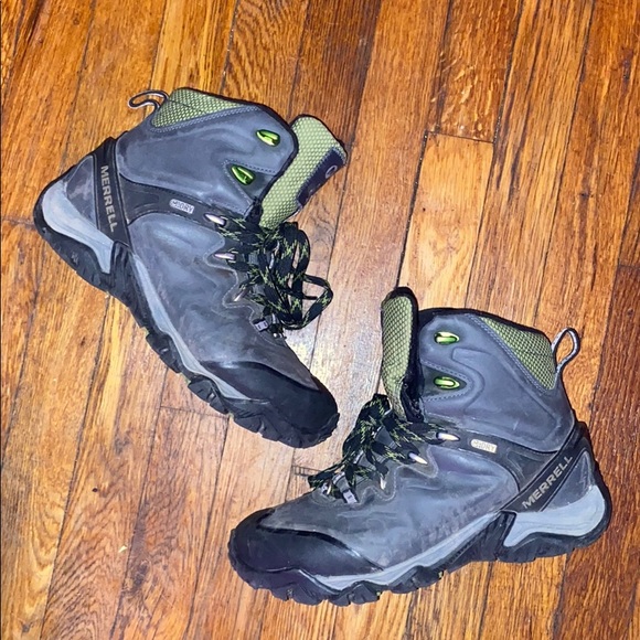merrell boots dry